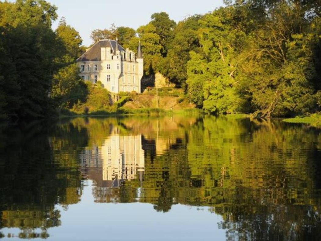 Chateau Des Loups - Les Cedres Bleus Echire Eksteriør billede